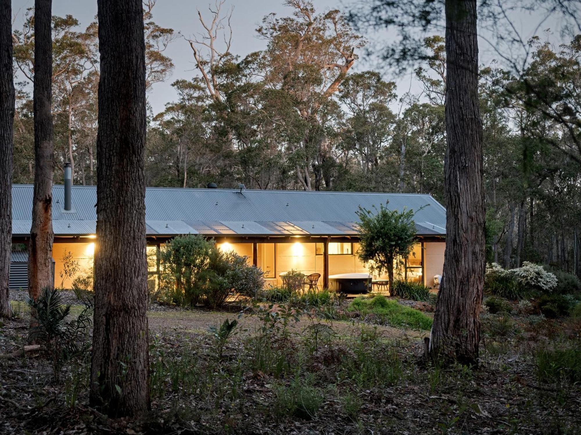 Jarrah Grove Forest Retreat - Adults Only Luxury Chalet Rosa Glen Zewnętrze zdjęcie